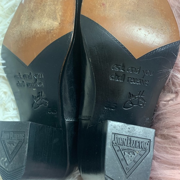 John Fluevog 5.5 black ankle boots - Picture 3 of 13